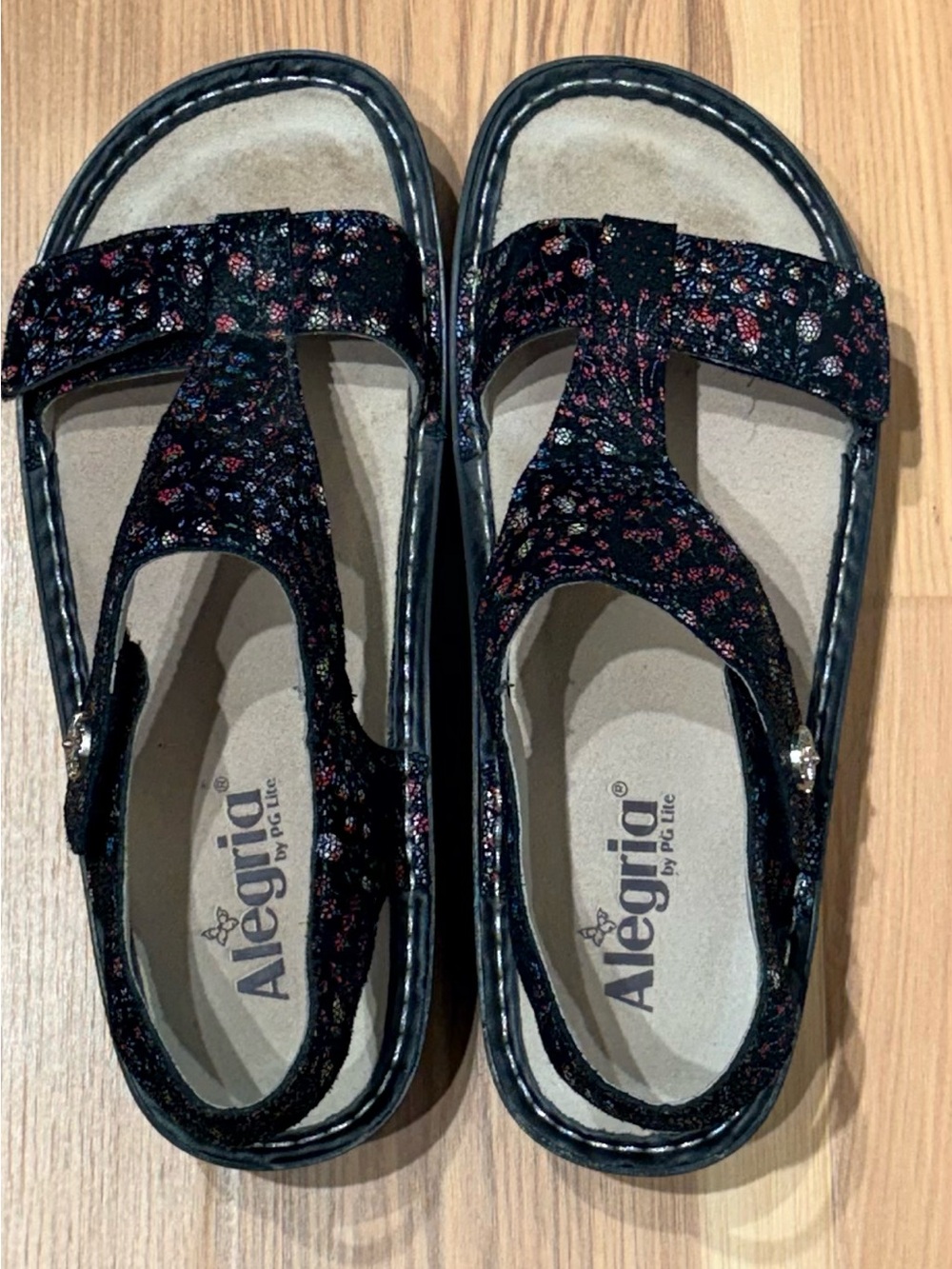 Alegria Women's Black Leather Floral Comfort Sandals 41 / 10.5-11 - Barely worn!